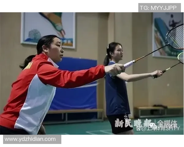 重庆羽毛球队的奋斗历程与挑战赛背后的成长故事